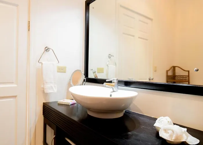 Sunrise 12- 2 Bedroom Penthouse *